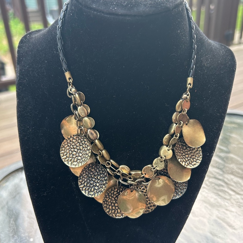 NWOT Beautiful Gold and Black Leather Necklace 9” Length